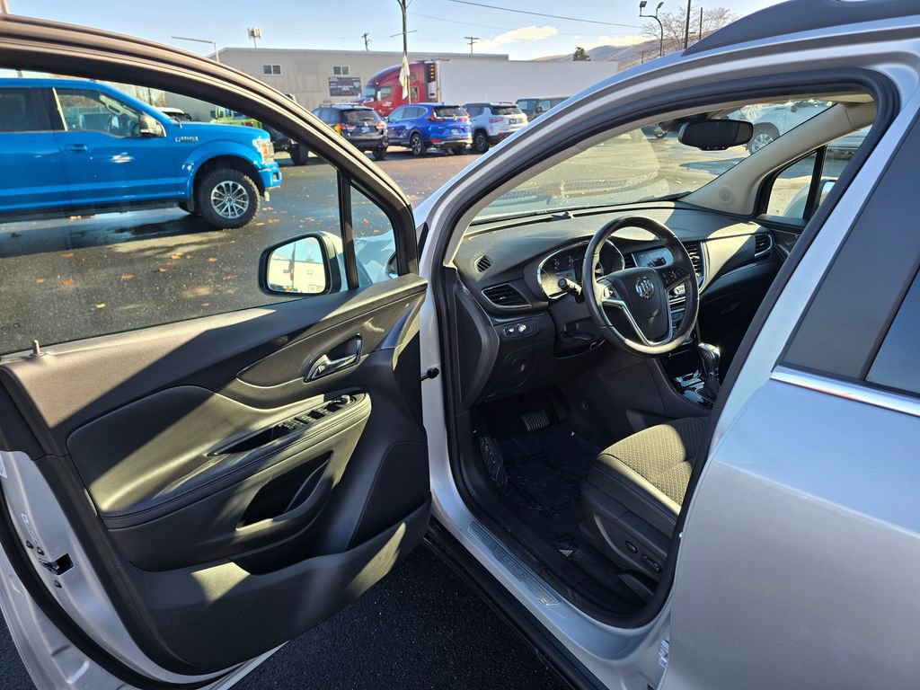 Used 2019 Buick Encore Preferred w/ Safety Package image 19