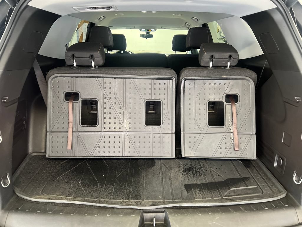Used 2019 Chevrolet Traverse LT w/ LPO, Floor Liner Package AWD/4WD image 42