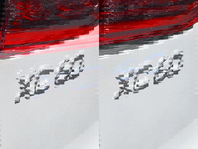 New 2026 Volvo XC60 T8 Ultra w/ Climate Package image 16