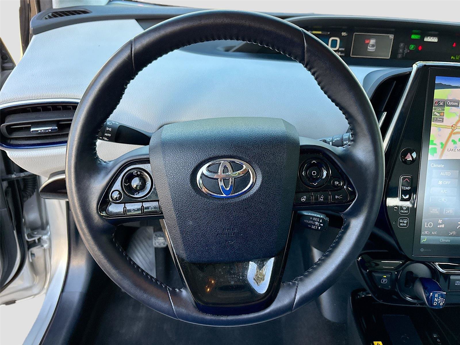 Used 2019 Toyota Prius Limited FWD image 11