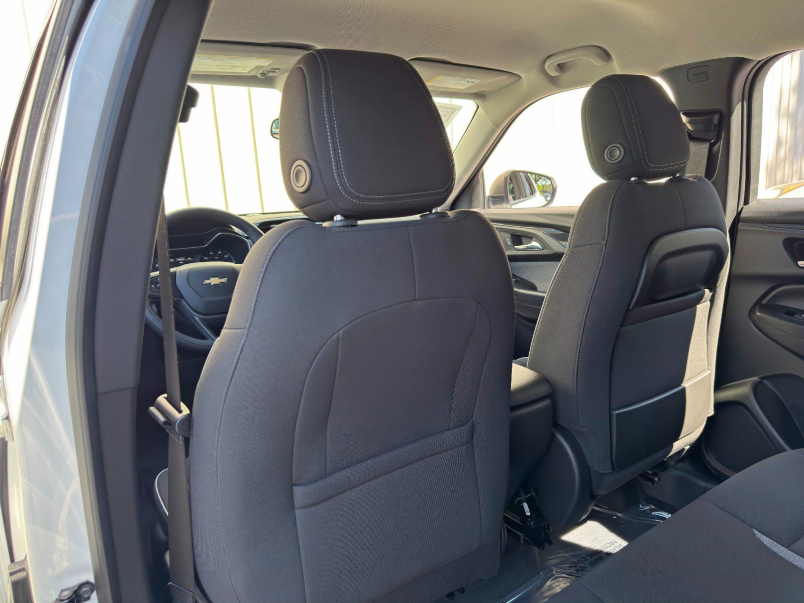 Used 2023 Chevrolet TrailBlazer LS FWD image 29