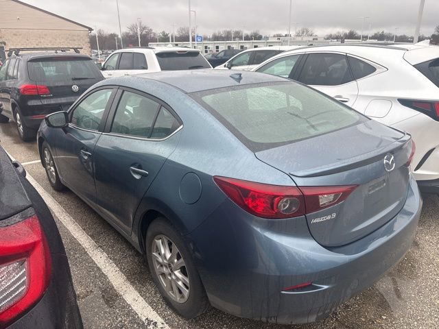 Used 2015 MAZDA MAZDA3 i Grand Touring image 3