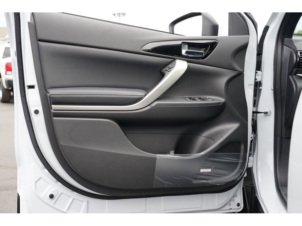 New 2025 Mitsubishi Eclipse Cross SEL image 14