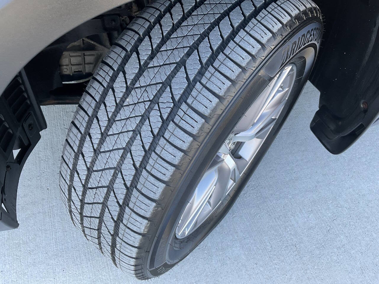 Used 2015 Toyota Highlander Plus AWD/4WD image 49