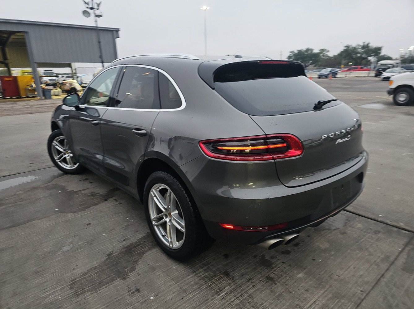 Used 2016 Porsche Macan S image 6