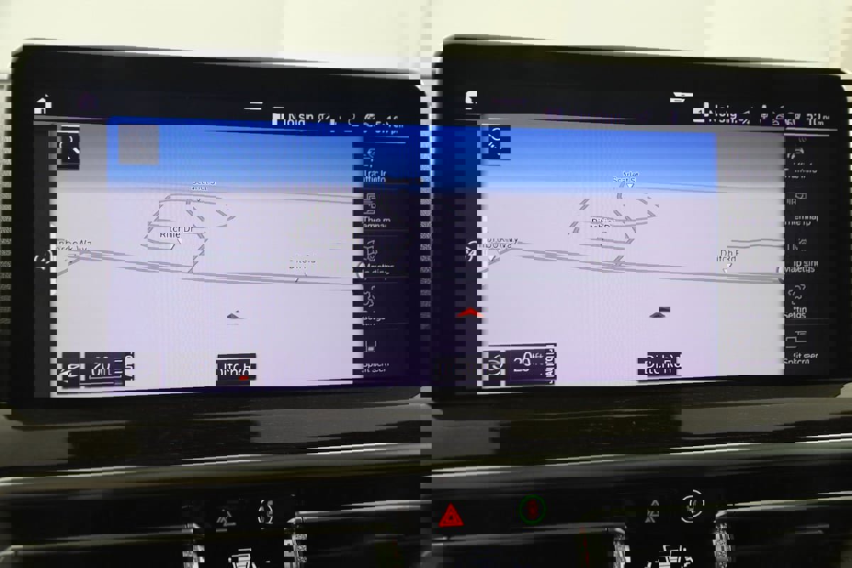 Used 2022 BMW X4 xDrive30i w/ Convenience Package image 9