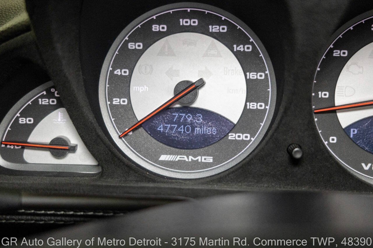 Used 2005 Mercedes-Benz SL 55 AMG image 19