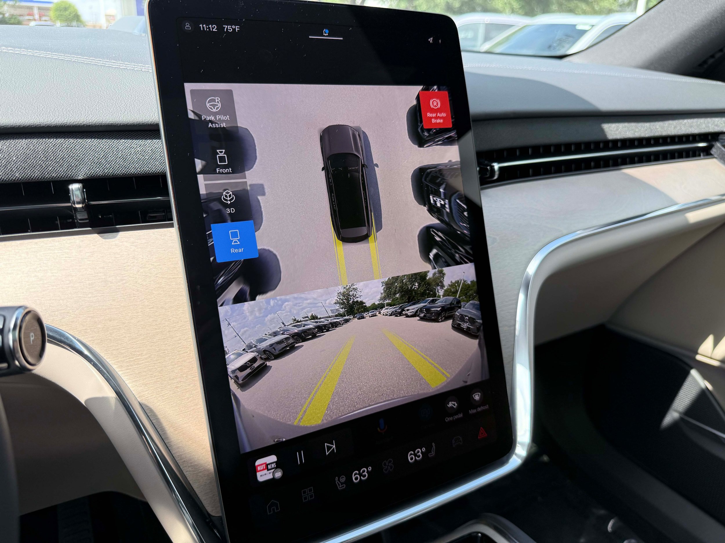 New 2026 Volvo EX90 Plus RWD image 23