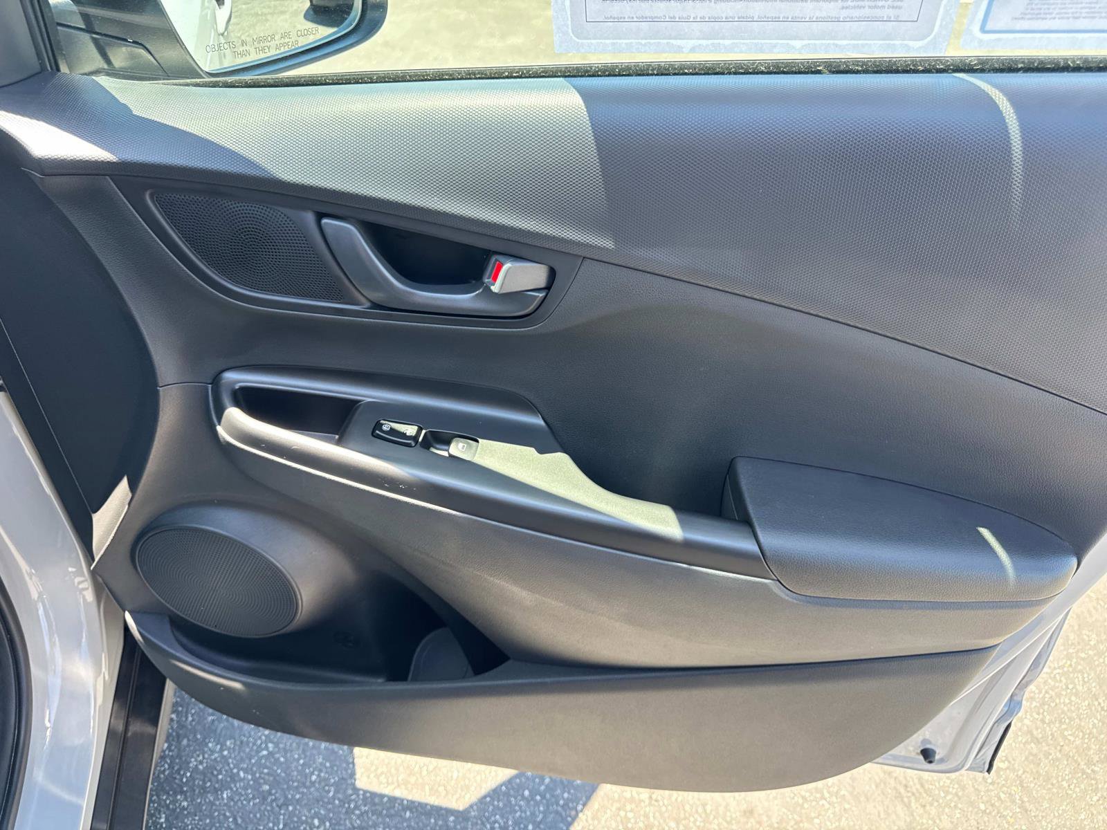 Used 2022 Hyundai Kona SEL image 23