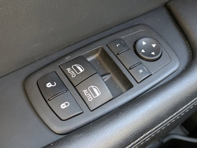 Used 2023 Dodge Challenger GT w/ Plus Package image 17