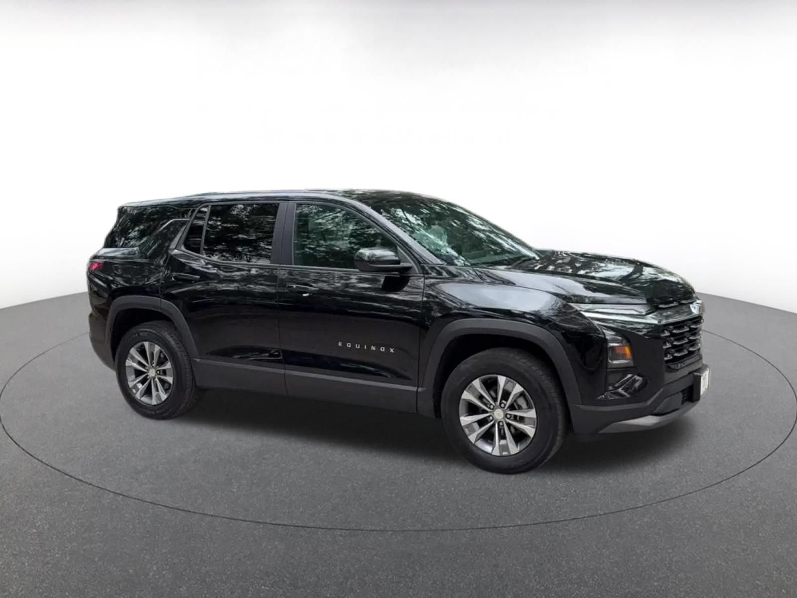 Used 2025 Chevrolet Equinox LT FWD video 2