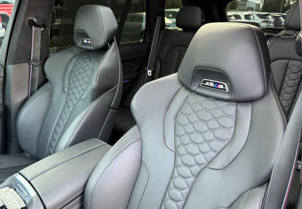 Used 2025 BMW X5 M Competition w/ Executive Package image 8