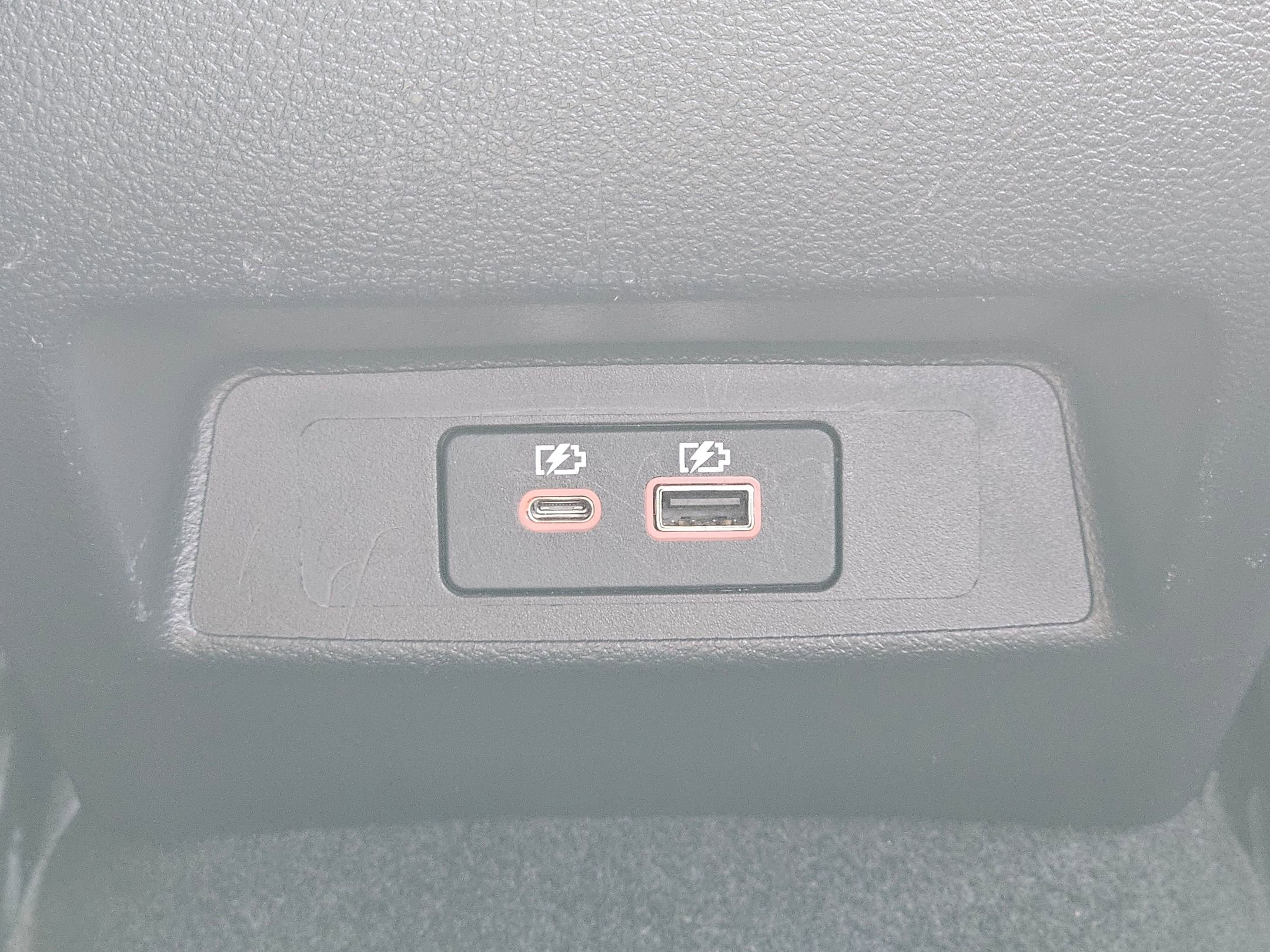 Used 2024 Nissan Altima 2.5 SV image 27