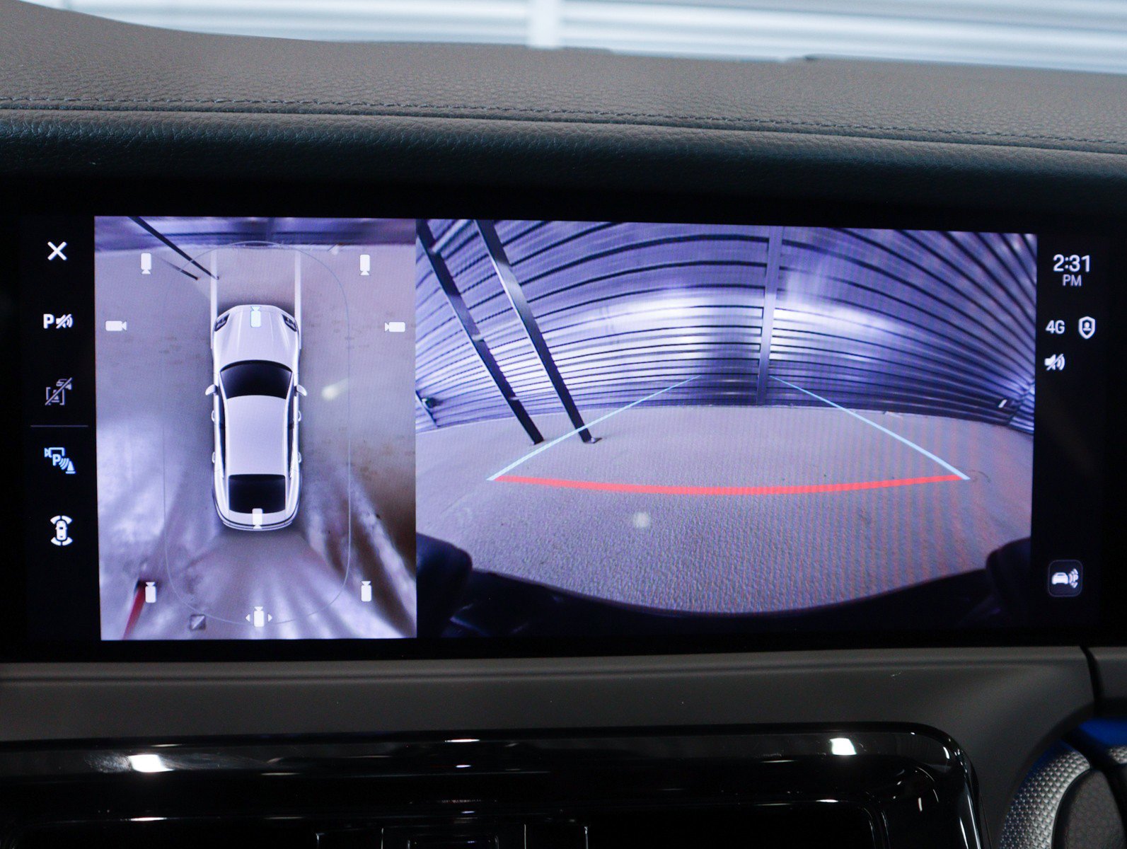 Certified 2025 Porsche Panamera 4 image 19