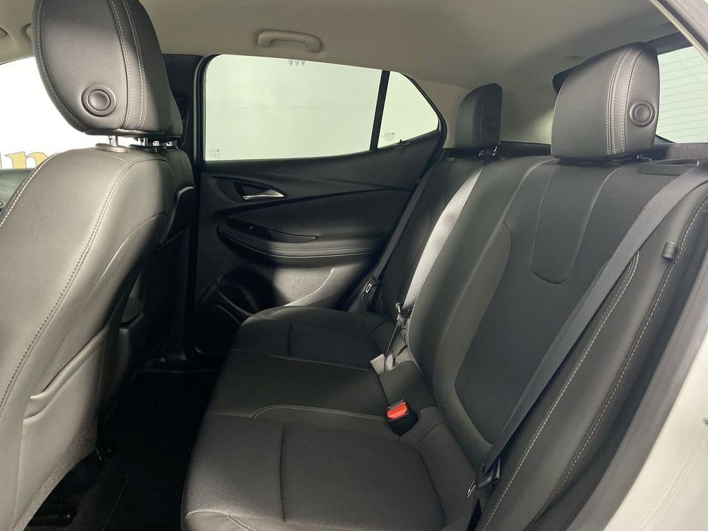 Certified 2023 Buick Encore GX Preferred FWD image 21