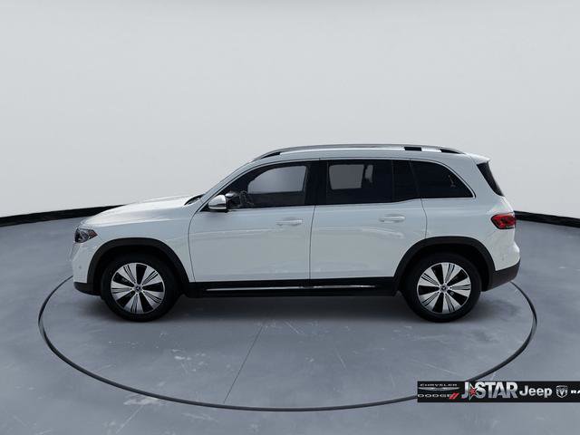 Used 2023 Mercedes-Benz EQB 300 4MATIC image 8