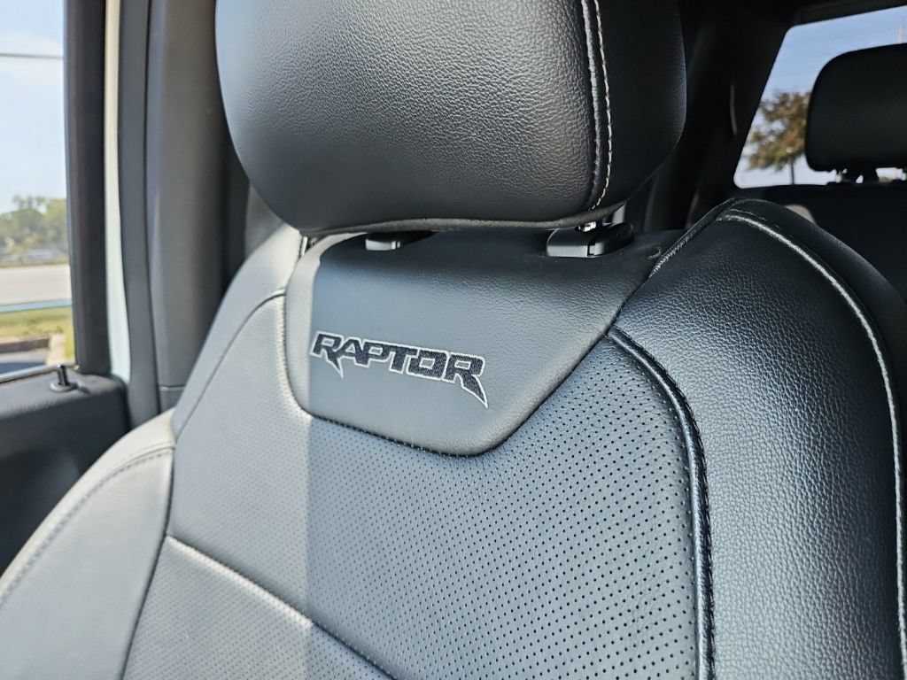 Used 2017 Ford F150 Raptor w/ Equipment Group 802A Luxury AWD/4WD image 28
