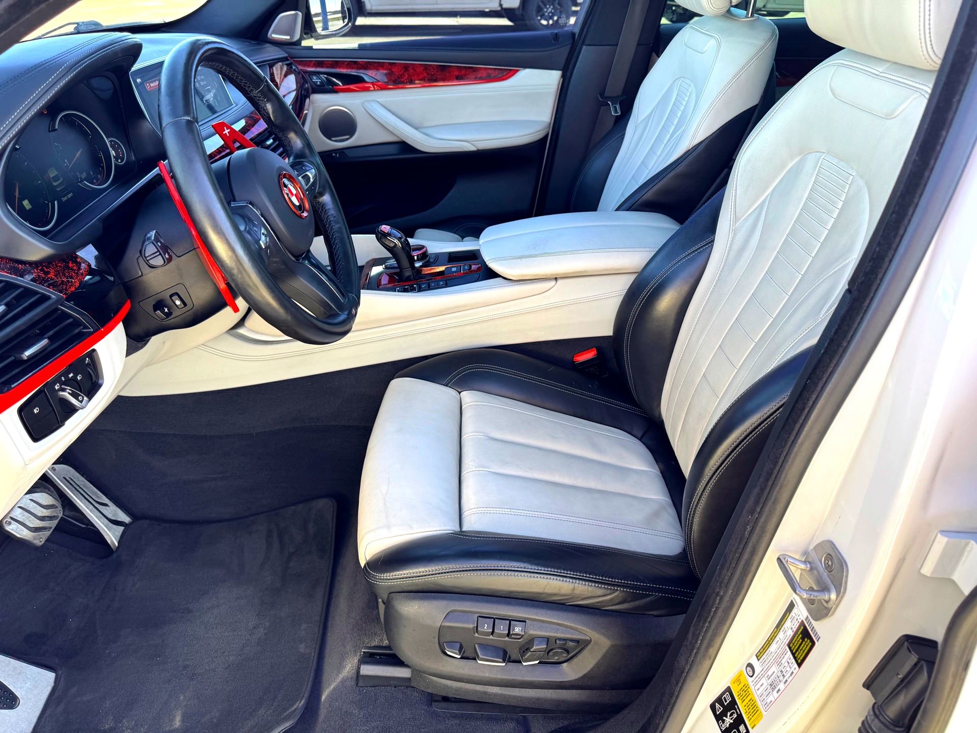 Used 2018 BMW X6 xDrive50i image 13