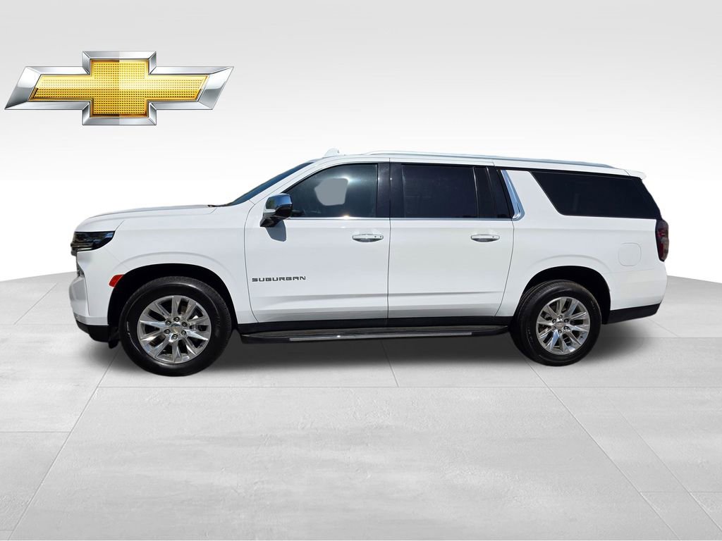Used 2023 Chevrolet Suburban Premier image 3