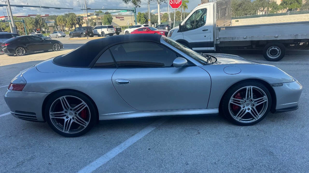 Used 2004 Porsche 911 Carrera 4S image 9