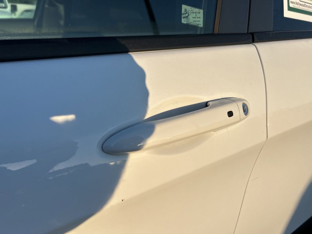 Used 2023 Jeep Cherokee Altitude Lux image 20