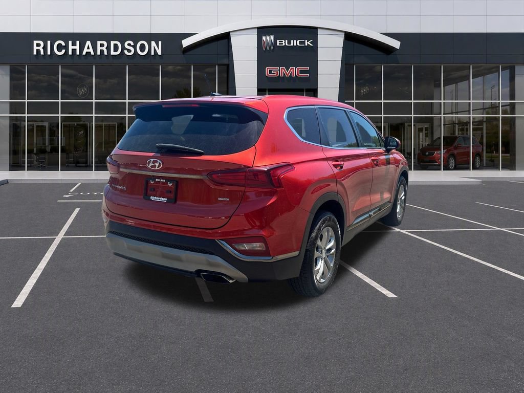 Used 2019 Hyundai Santa Fe SE AWD/4WD image 5