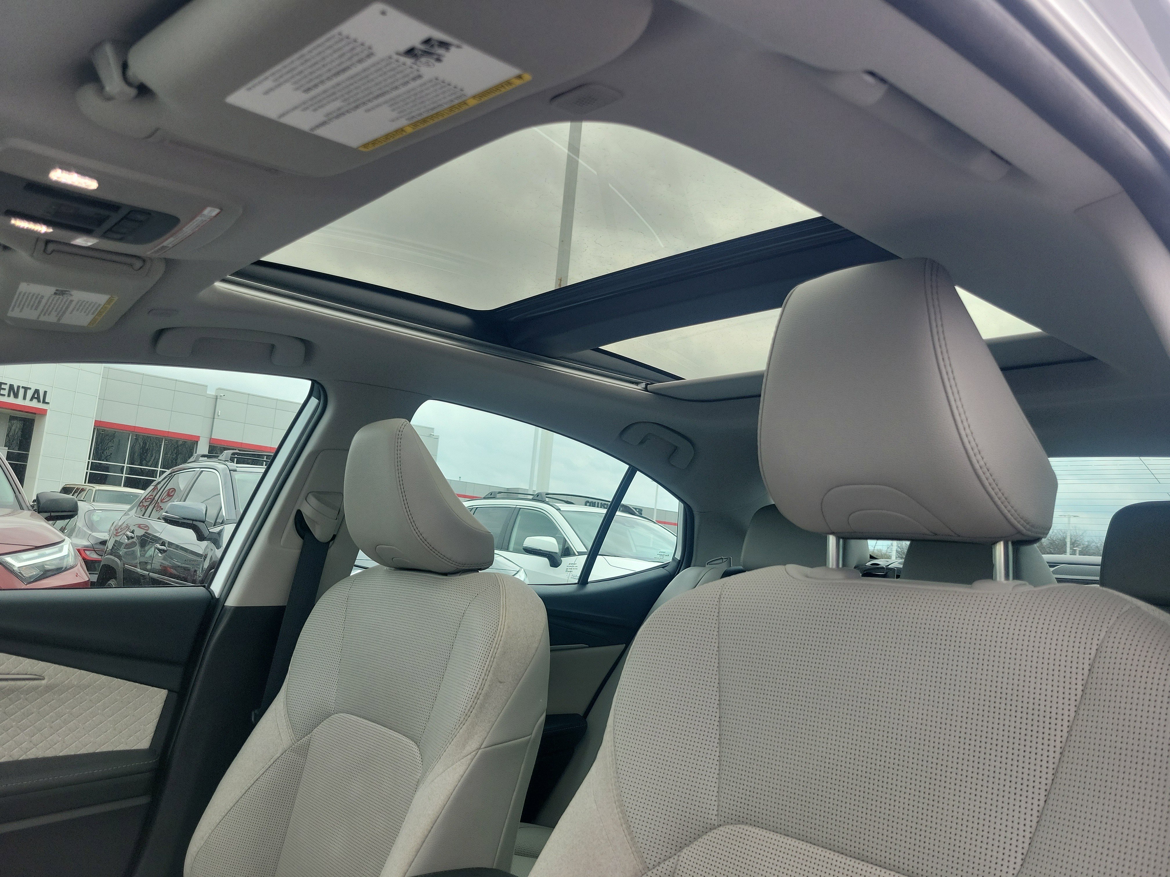 Certified 2025 Toyota Camry XLE w/ Premium Plus Package image 18