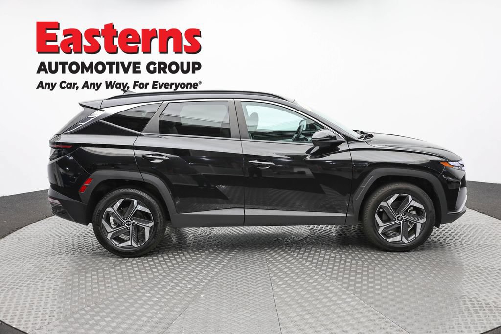 Used 2023 Hyundai Tucson SEL w/ Convenience Package AWD/4WD image 4