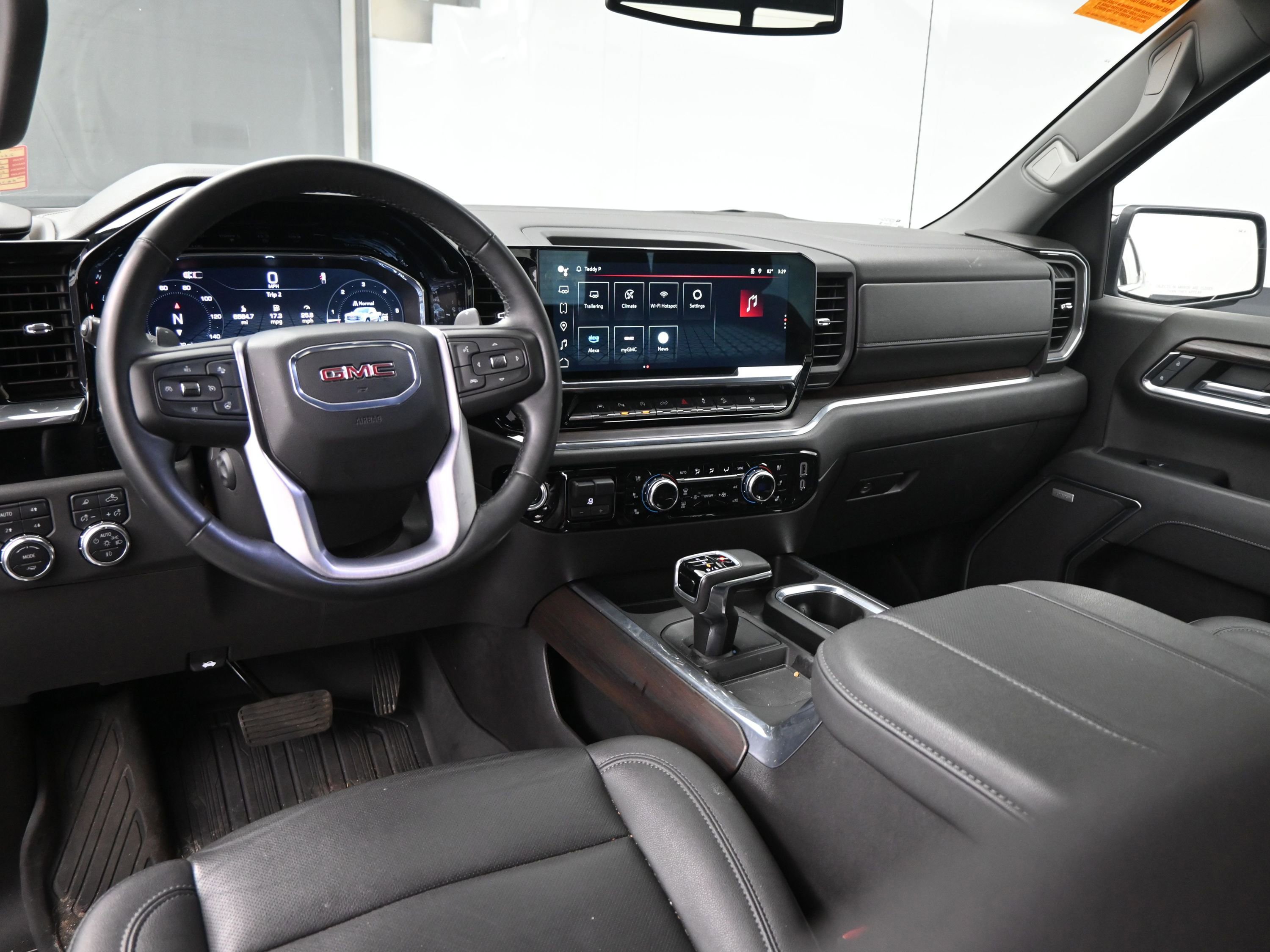 Used 2024 GMC Sierra 1500 SLT w/ SLT Premium Plus Package image 19