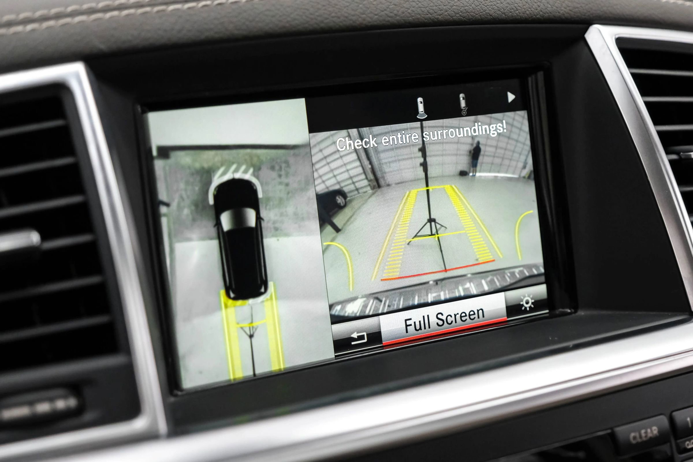 Used 2015 Mercedes-Benz GL 550 4MATIC image 20
