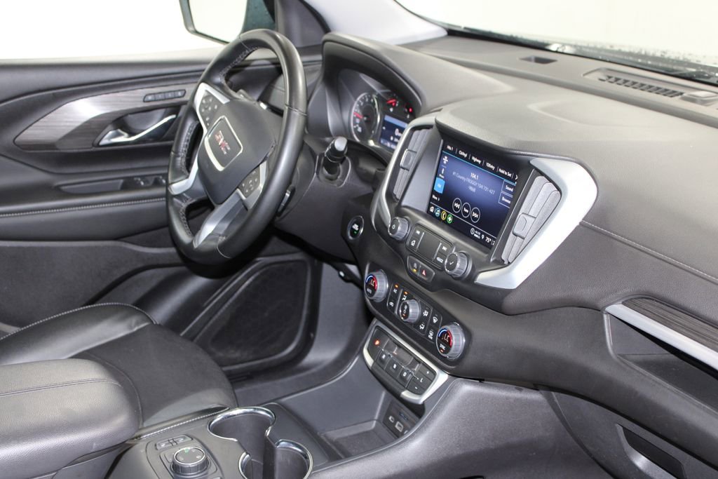 Used 2024 GMC Terrain SLT image 31