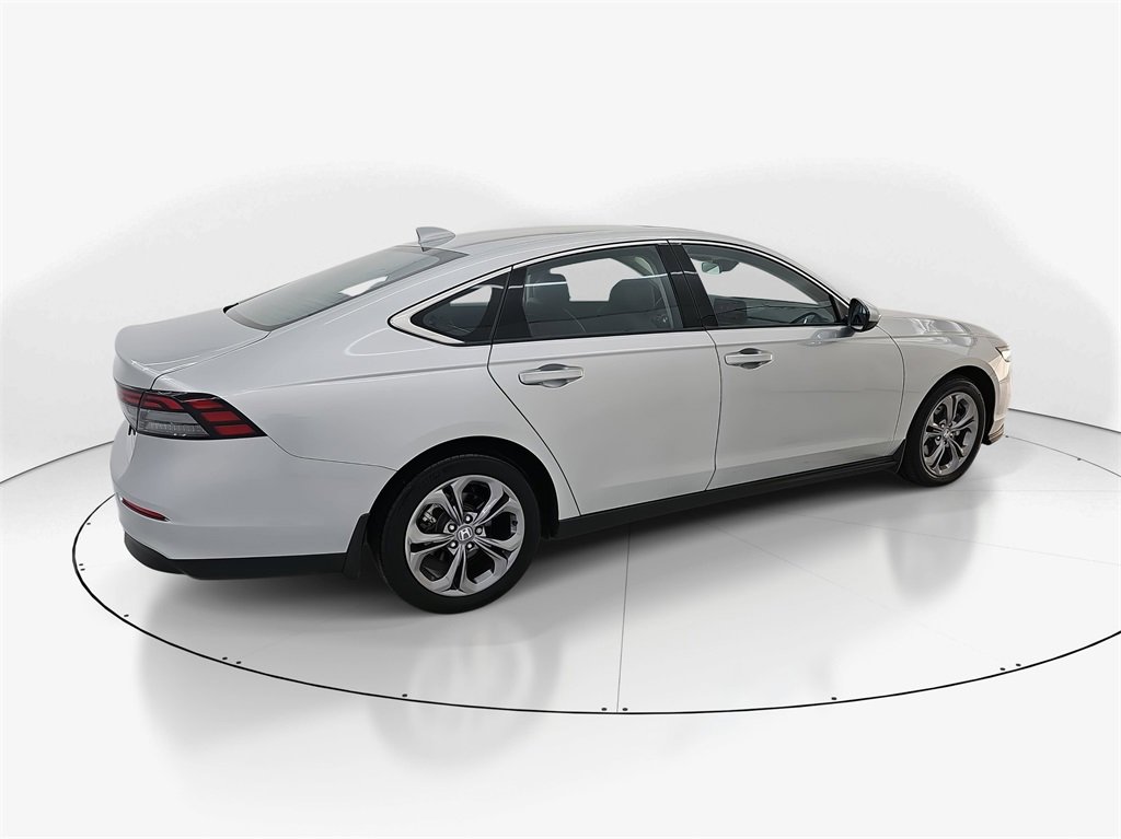 Certified 2024 Honda Accord EX image 5