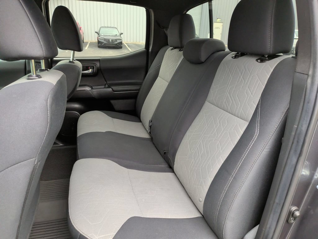 Used 2023 Toyota Tacoma TRD Sport AWD/4WD image 28