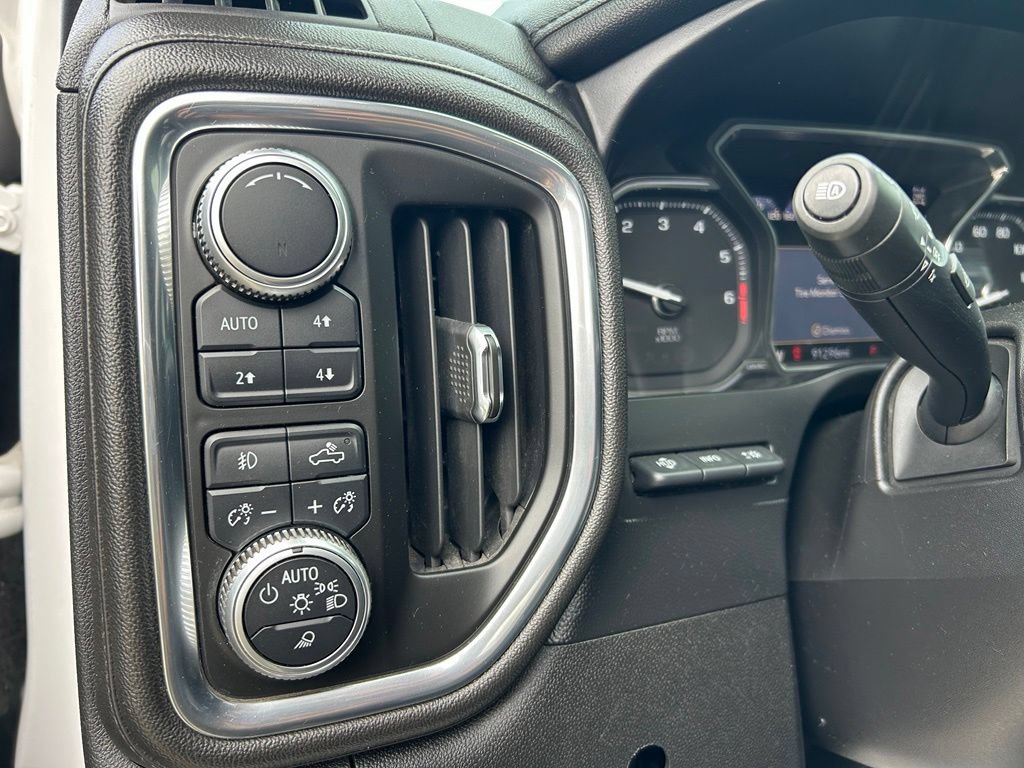 Used 2019 GMC Sierra 1500 Denali w/ Denali Ultimate Package AWD/4WD image 13