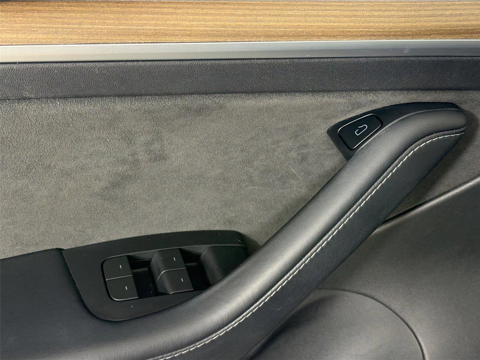 Used 2021 Tesla Model 3 Standard Range Plus RWD image 15