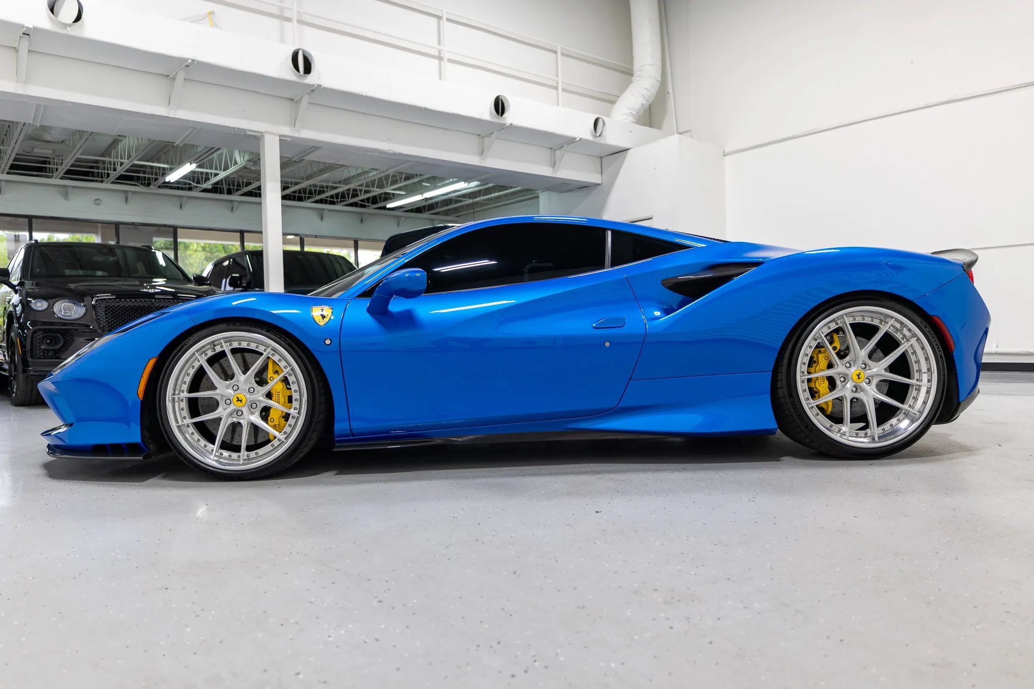 Used 2020 Ferrari F8 Tributo RWD image 12