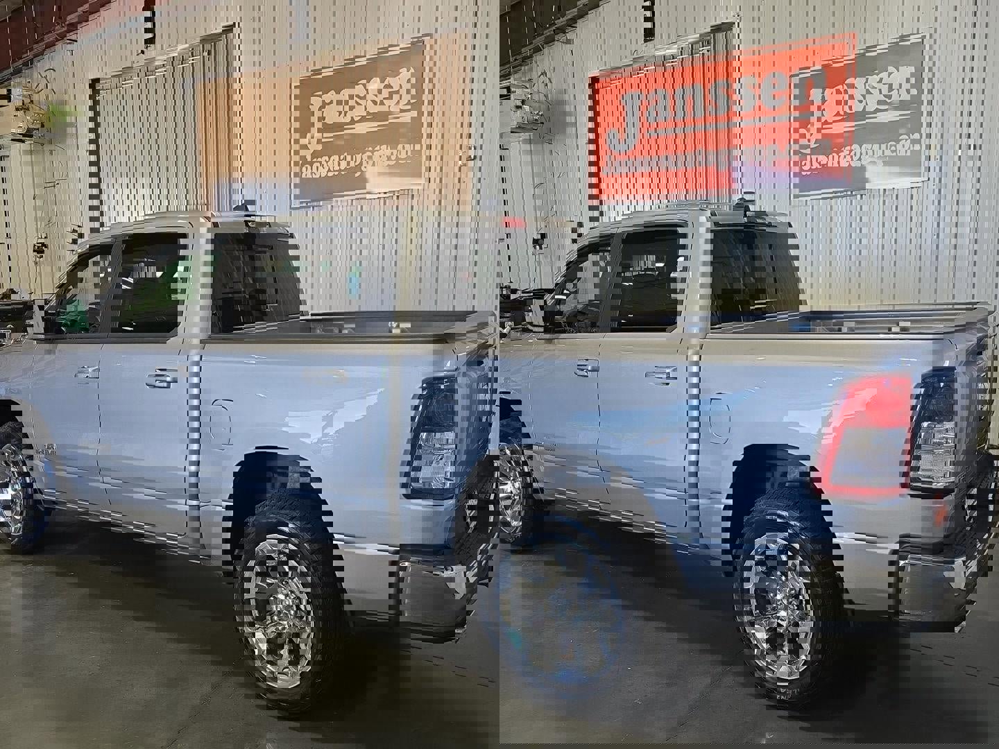 Used 2022 RAM 1500 Big Horn image 3