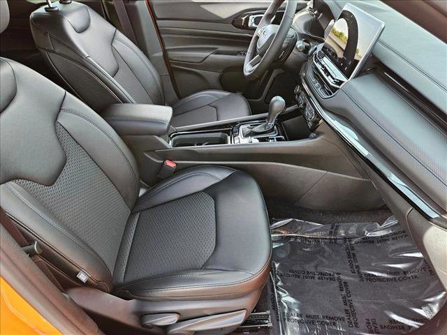 Used 2026 Jeep Compass Latitude image 18