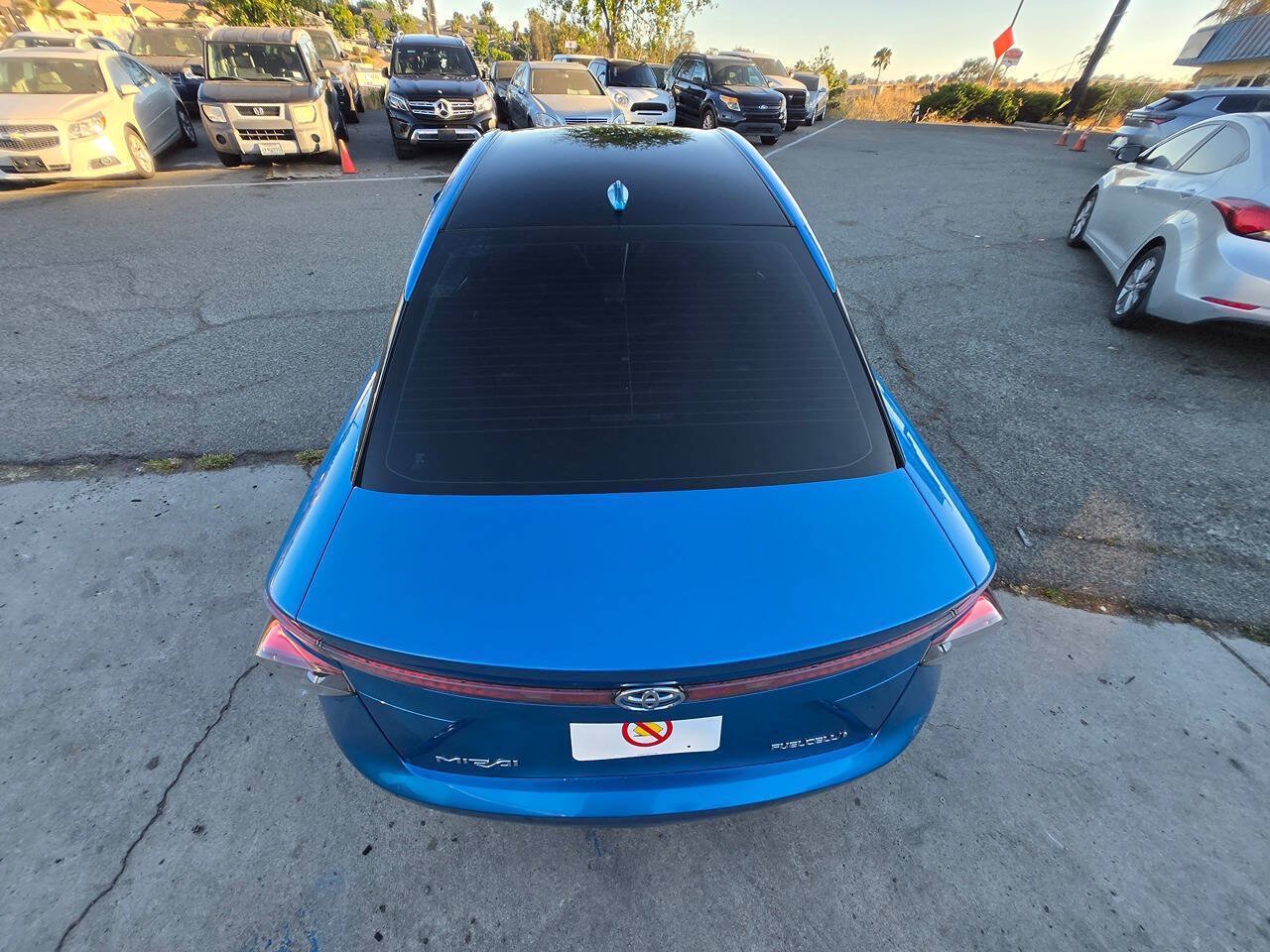 Used 2018 Toyota Mirai FWD image 15