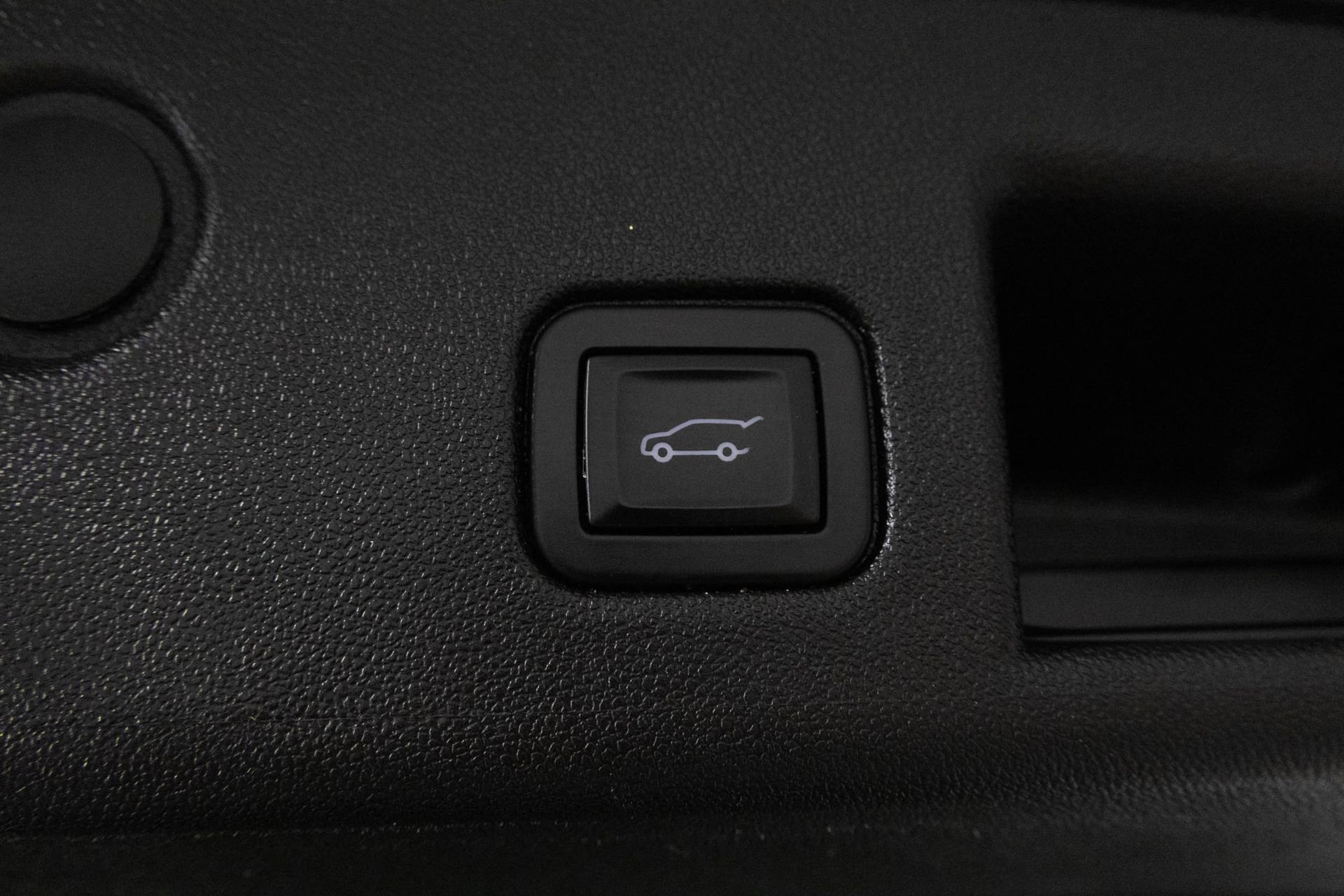Used 2019 Chevrolet Equinox LT FWD image 36