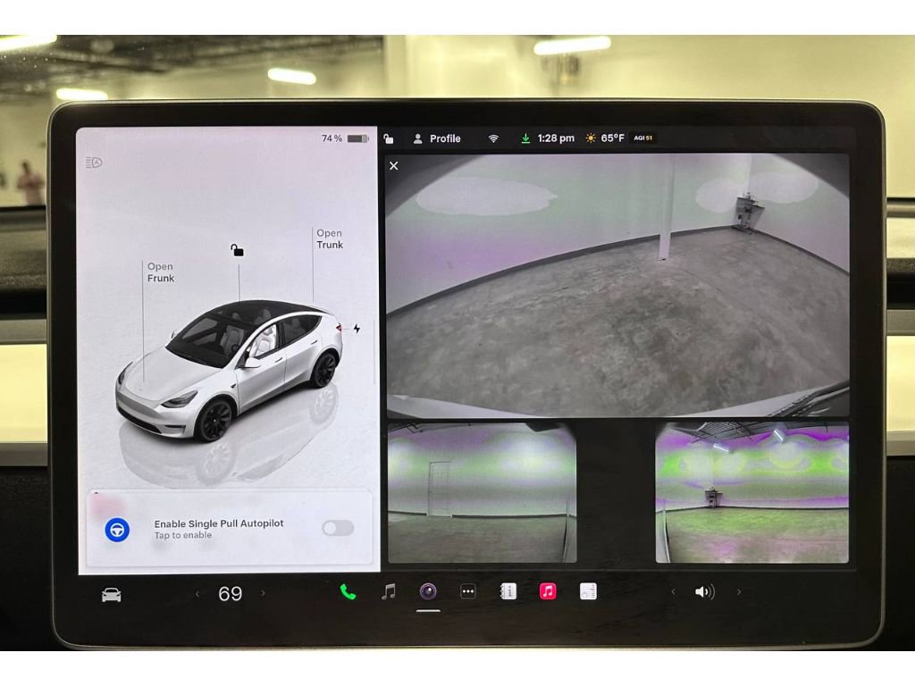 Used 2022 Tesla Model Y Long Range image 33