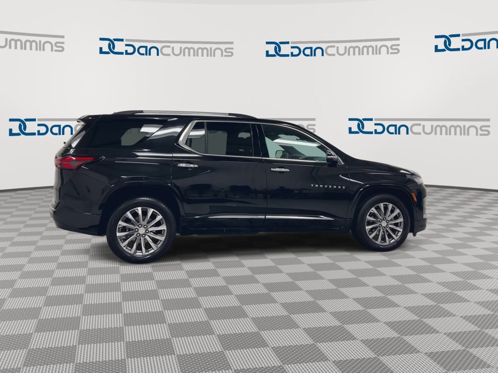 Used 2023 Chevrolet Traverse Premier AWD/4WD image 9