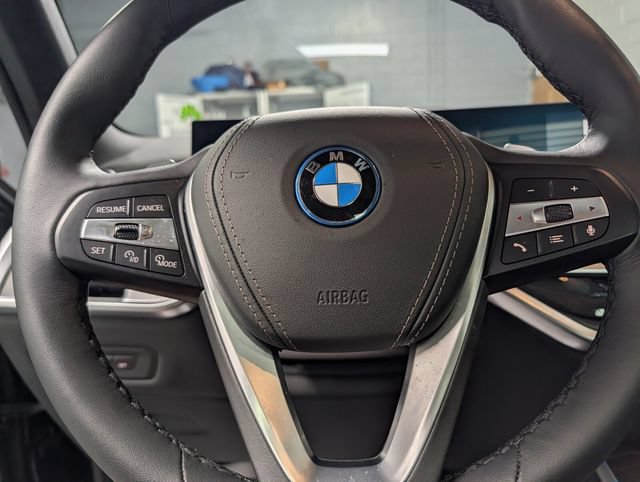 Used 2026 BMW X5 xDrive50e w/ Climate Comfort Package AWD/4WD image 21