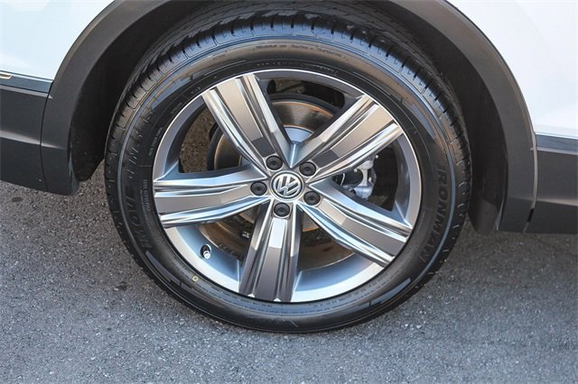 Used 2021 Volkswagen Tiguan SEL image 12