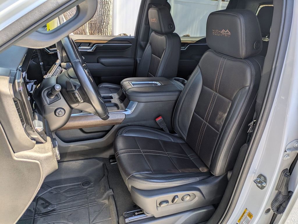 Used 2022 Chevrolet Silverado 1500 High Country w/ High Country Premium Package image 8