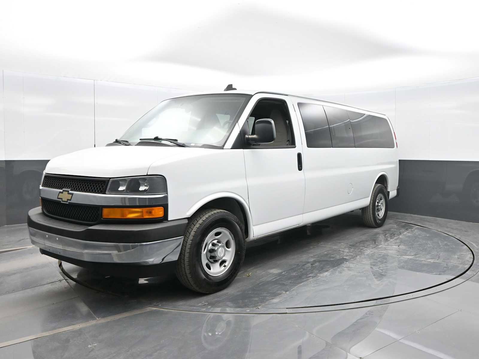 Used 2017 Chevrolet Express 3500 LT w/ LT Preferred Equipment Group