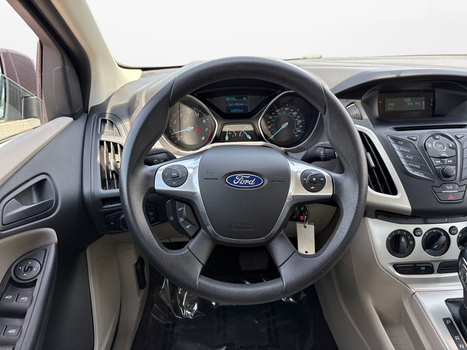 Used 2012 Ford Focus SE FWD image 12
