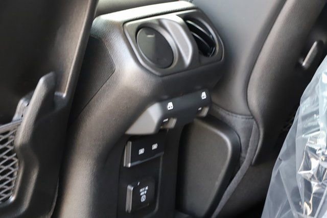 New 2025 Jeep Gladiator Rubicon w/ Safety Group image 22
