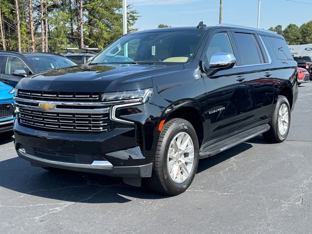 Used 2024 Chevrolet Suburban Premier image 7