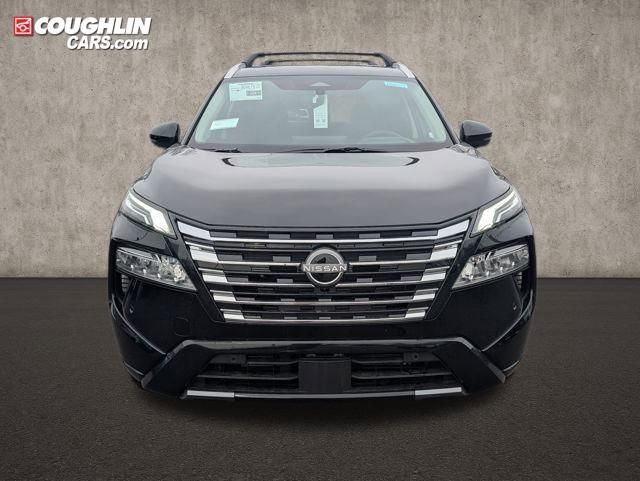 New 2026 Nissan Rogue Platinum image 2